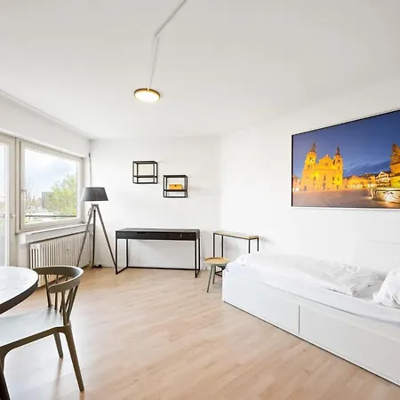 Sali Homes - Fewo Bluehendes Barock Апартаменты *