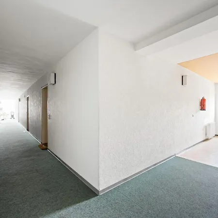 Sali Homes - Fewo Bluehendes Barock