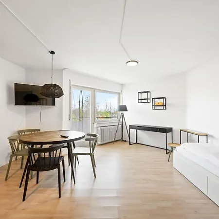 Sali Homes - Fewo Bluehendes Barock Апартаменты